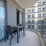 Apartahotel Inci & *