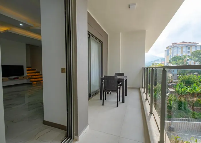 Inci & Aparthotel *